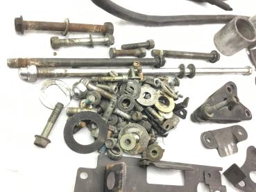 Suzuki LS 650 Savage Restteile,Rest,Konvolut,Schrauben 86-00