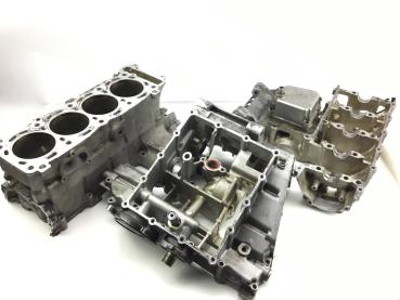 Suzuki GSXR 750 K1 K2 K3 Motor Motorgehäuse Zylinder Motorblock