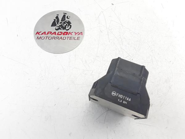 Yamaha YZF-R1 RN12 Bj.04-05 Regler Spannungsregler FH011AA