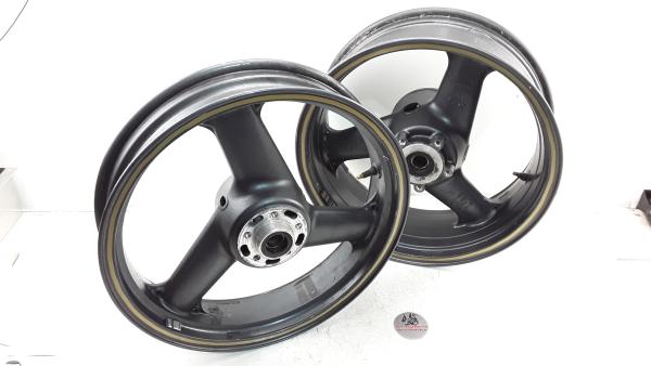 Kawasaki ZX-7R ZX750 ZX-9R Bj.96-01 Felge Satz vorn & hinten