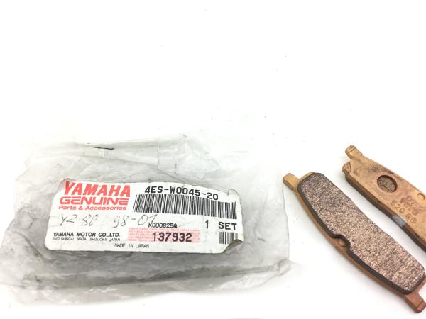 Yamaha YZ80 4ES-W0045-20 Bremsbeläge Brake Neu 98-01