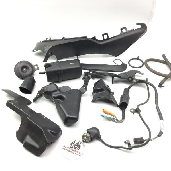 Honda CBR 1000 RR SC59 Hupe,Öldrucksensor Restteile Rest Konvolut