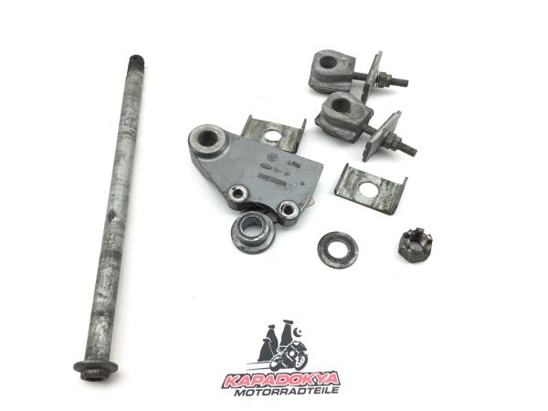 Kawasaki ZZR 250 Bj 92 Steckachse Kettenspanner Bremsattelhalter